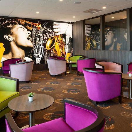 Hotel Roi Soleil Prestige Plaisir - St Quentin Экстерьер фото