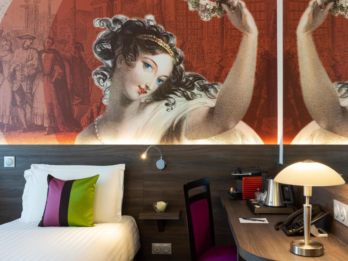 Hotel Roi Soleil Prestige Plaisir - St Quentin Экстерьер фото