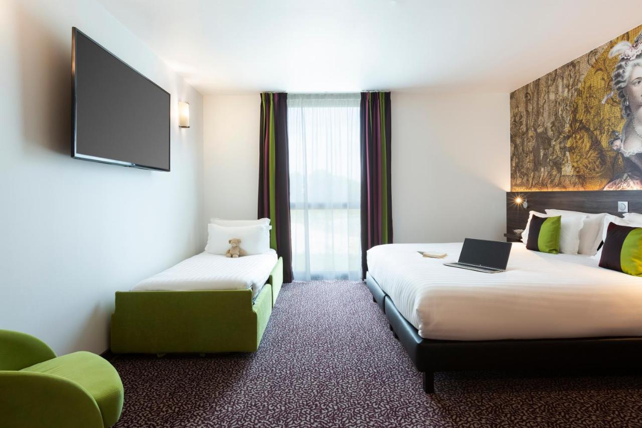 Hotel Roi Soleil Prestige Plaisir - St Quentin Экстерьер фото